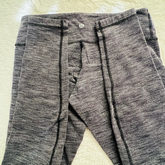 Lululemon | Heathered Gray Leggings activewear gym - Picture 2 of 6